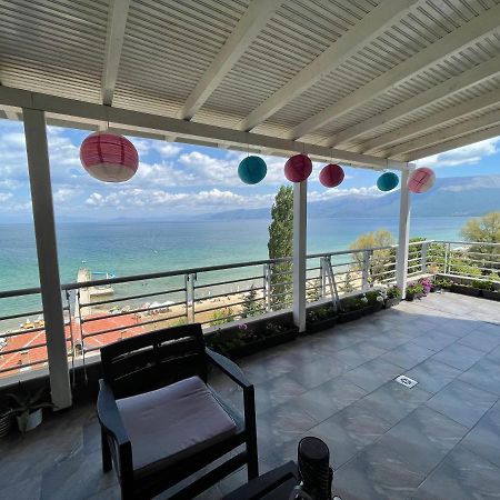 Kelvi'S Apartment Pogradec Eksteriør billede